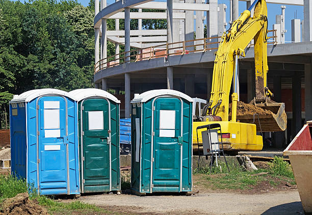 Best VIP or Luxury Restroom Trailers  in Bolivar, WV